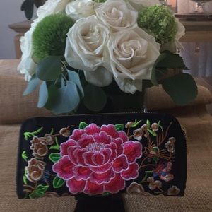 COPY - Embroidery wallet